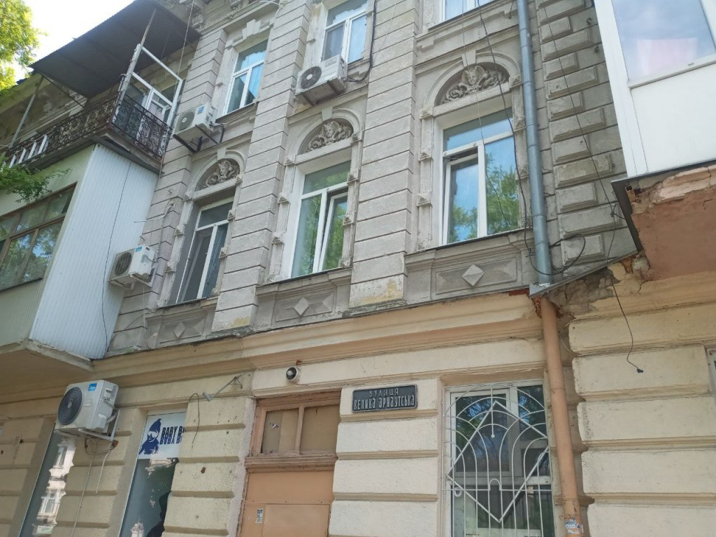 продажа трехкомнатной квартиры номер A-173044 в Приморском районе, фото номер 17